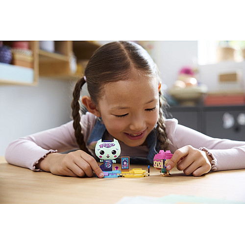 Конструктор LEGO Gabby's Dollhouse Друзья-кошки Габби из кубиков