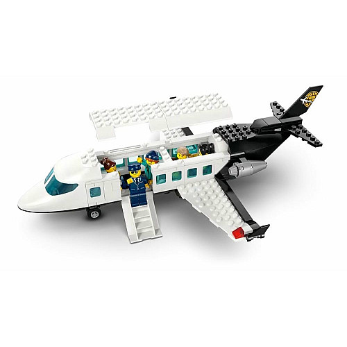 Конструктор LEGO City Аэропорт с самолетом