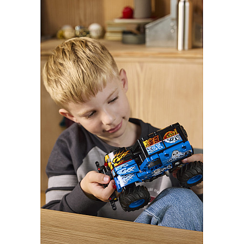 Конструктор LEGO Technic  Monster Jam™ Grave Digger™ Вогонь і лід