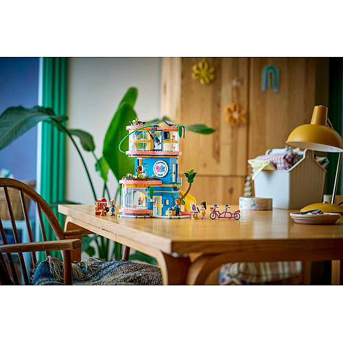 Конструктор LEGO Friends Клубный дом друзей HLC