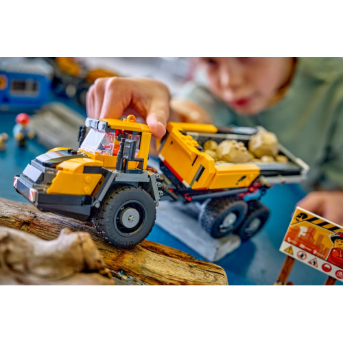 Конструктор LEGO City Самоскид і фронтальний ковшовий навантажувач