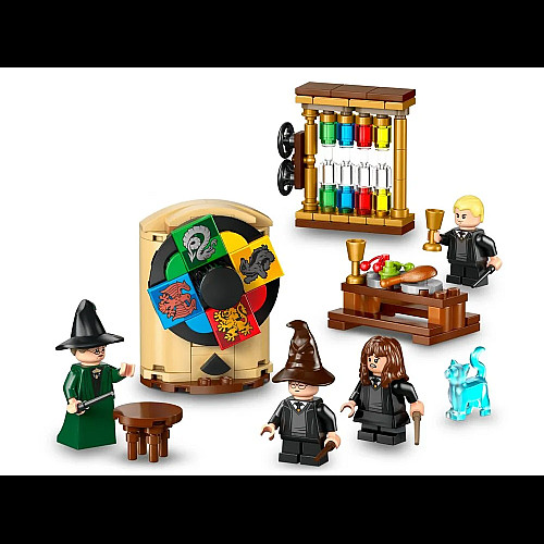 Конструктор LEGO Harry Potter Замок Гоґвортс: Церемонія розподілу по факультетах