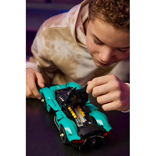 Конструктор LEGO Technic Aston Martin Valkyrie