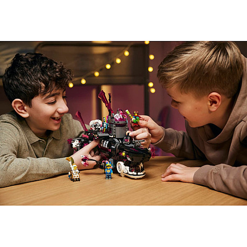 Конструктор LEGO Dreamzzz Страхітливий підводний човен «Акула»