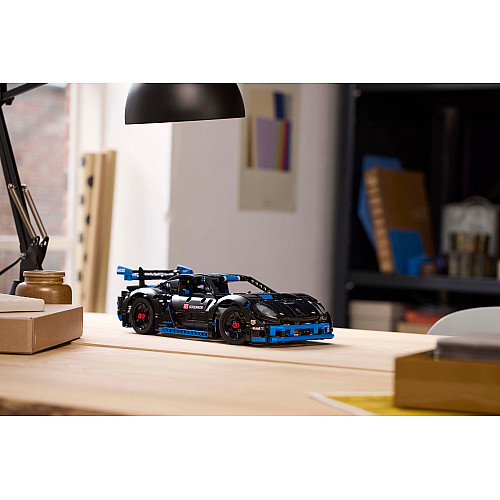 Конструктор LEGO Technic Автомобіль для перегонів Porsche GT4 e-Performance