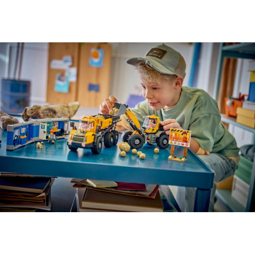 Конструктор LEGO City Самоскид і фронтальний ковшовий навантажувач