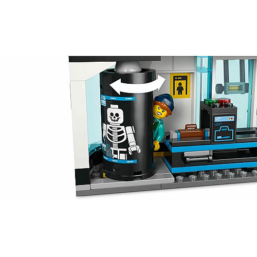 Конструктор LEGO City Аэропорт с самолетом