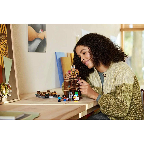 Конструктор LEGO Minecraft Бойцовский ринг в лесном имении