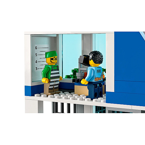 Конструктор LEGO City Поліцейська дільниця