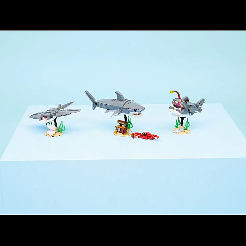 Конструктор LEGO Creator Люта акула зі скринею скарбів