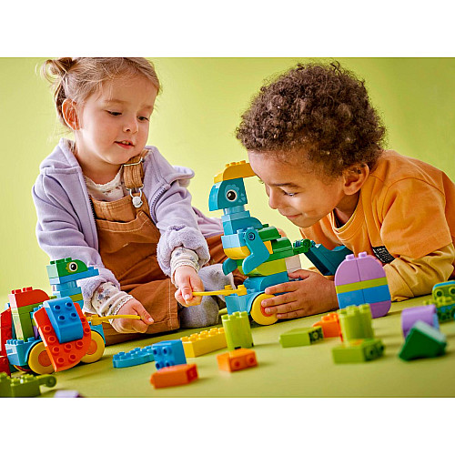Конструктор LEGO DUPLO Town Динозаври на колесах 3в1