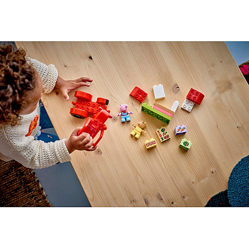 Конструктор LEGO DUPLO Peppa Pig Трактор і ринок