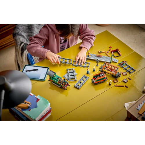 Конструктор LEGO City Старовинний паровоз