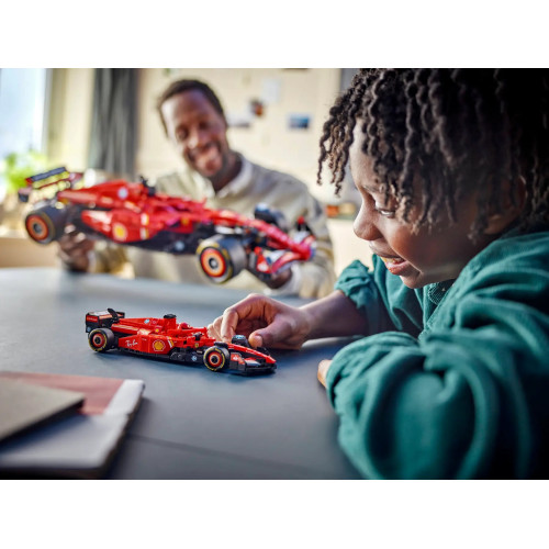 Конструктор LEGO Technic Автомобіль F1 Ferrari SF-24