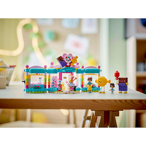 Конструктор LEGO Friends Цукерня Хартлейк-Сіті