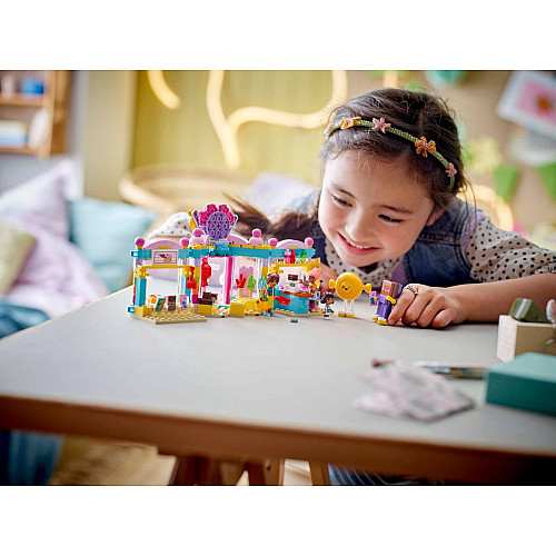 Конструктор LEGO Friends Цукерня Хартлейк-Сіті