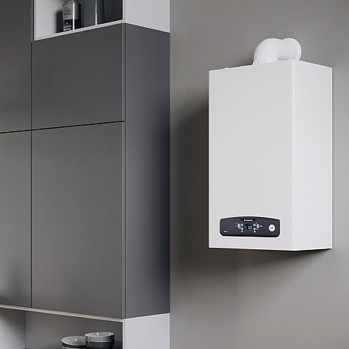 Котел газовий Ariston CARES S 30 конденсаційний двоконтурний 30кВт