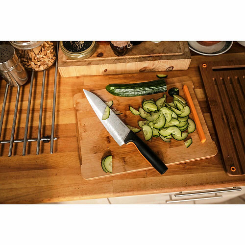 Кухонный нож поварской Fiskars Functional Form, большой, 19.9см, нержавеющая сталь, пластик, черный