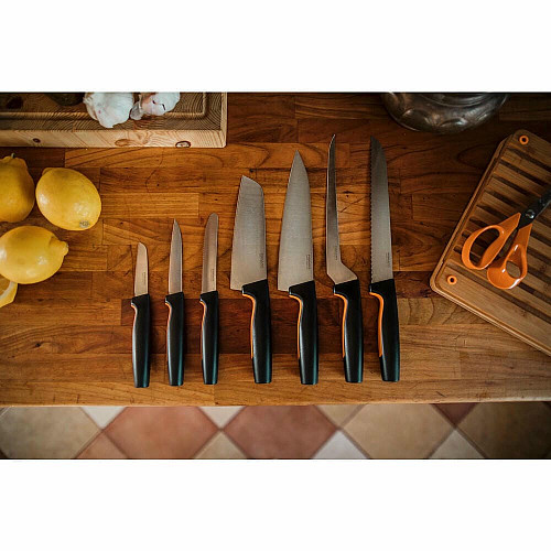Кухонный нож поварской Fiskars Functional Form, большой, 19.9см, нержавеющая сталь, пластик, черный