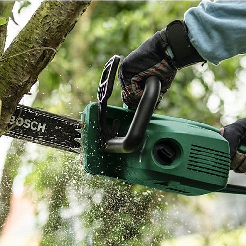Пила цепная сетевая Bosch UniversalChain 35 35см 1800Вт цепь Oregon 4.2кг