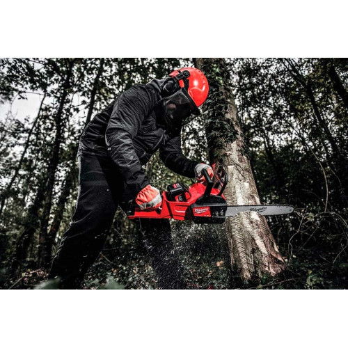 Пила ланцюгова акумуляторна Milwaukee M18 FCHS-0 18В шина 40см 6.4кг без АКБ та ЗП