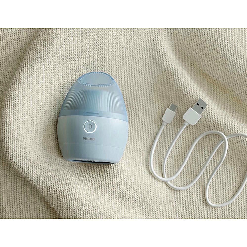 Машинка для удаления катышек Philips, большая площадь лезвий. 90 мин. работы на одном заряде, USB, голубой