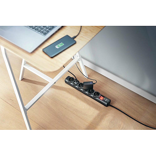 Разветвитель сетевой Trust Surge Guard, 1.8м, 4xТипF, черный