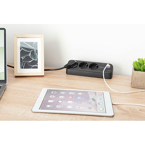 Блок розеток DIGITUS Office, 3xSchuko, 2xUSB-A, 1xUSB-C, 16A, 1.5м, вилка Schuko, черный