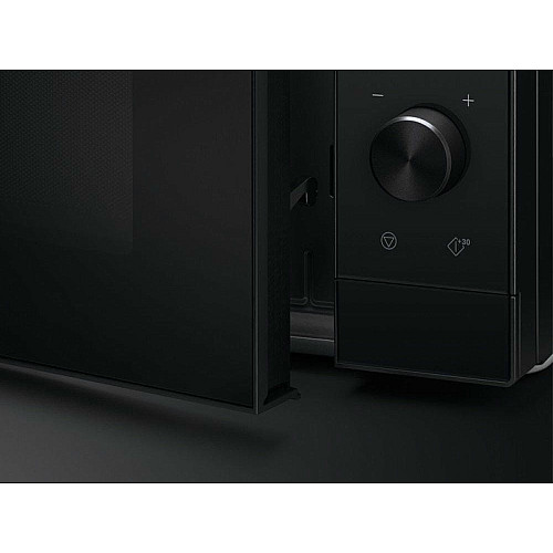 Микроволновая печь Electrolux, 25л, мех. управление, 900Вт, гриль, дисплей, инвертор, черный