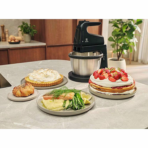 Миксер Electrolux стационарный 500Вт, насадка-4, чаша-металл, 3.5л, серый темный