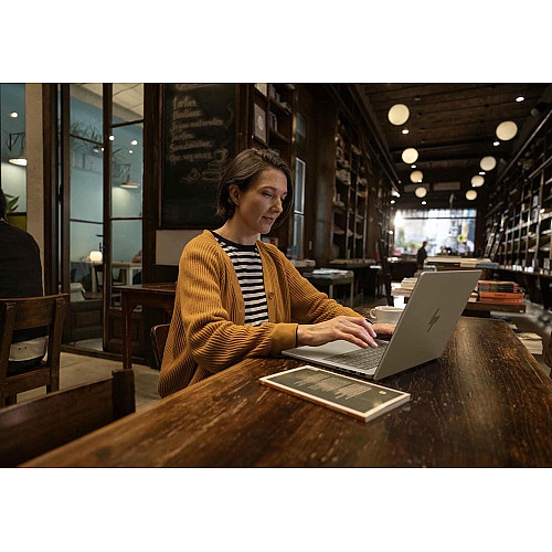 Ноутбук HP OmniBook 7 14-fs0003ru 14