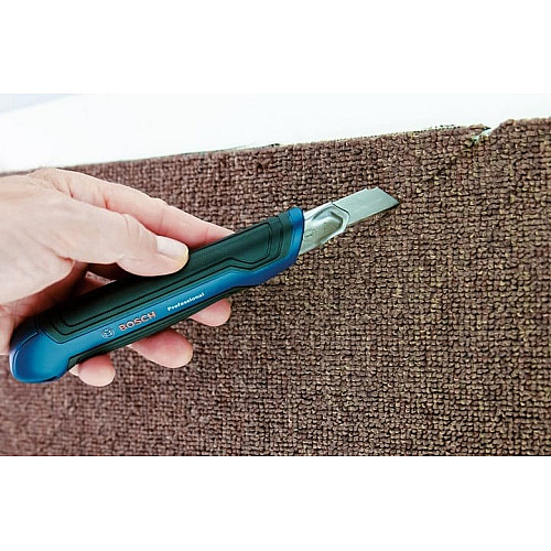 Ніж будівельний сегментований Bosch Professional 18мм, корпус двокомпонентний