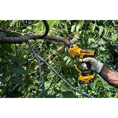 Секатор акумуляторний DeWalt 18В XR D різу 32мм 1.37кг без АКБ та ЗП