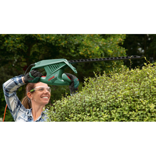 Кущоріз Bosch EasyHedgeCut 55 450Вт 55см крок різу 16мм 2.7кг