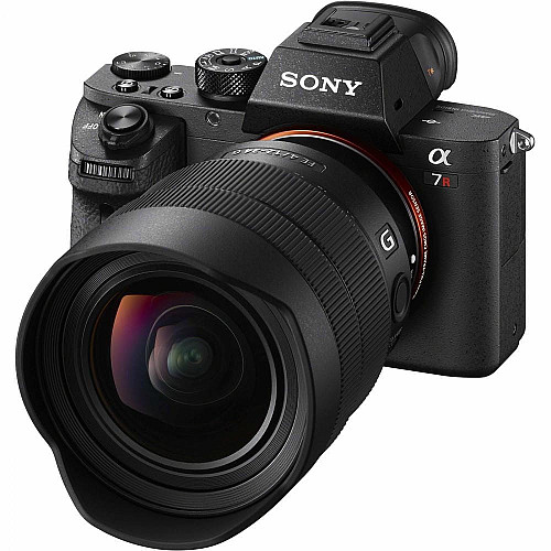 Объектив Sony 12-24mm, f/4.0G для камер NEX FF
