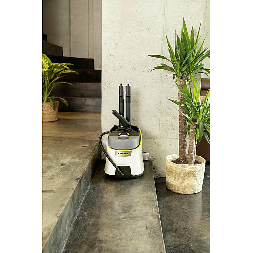 Пароочисник Karcher SC 4 Deluxe, 2200Вт, 1300мл, 4Бар, білий