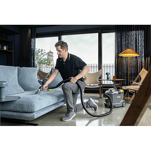 Пылесос профессиональный моющий Karcher Puzzi 8/1 1200Вт 270мБар контейнер 8/7л 8.6кг