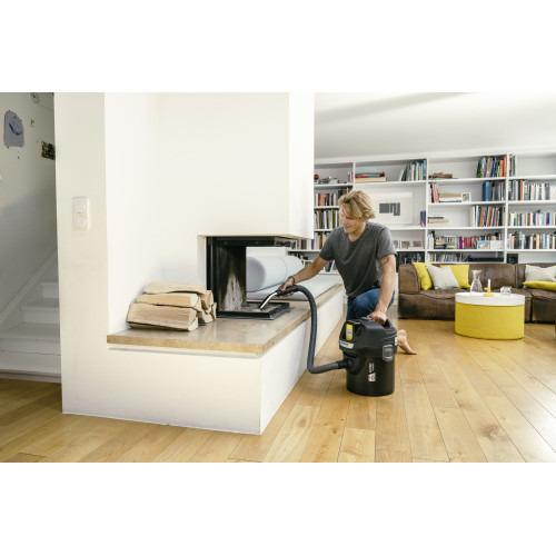 Пилосос для збору золи акумуляторний Karcher AD 2 Battery 18В контейнер 14л 3.9кг без АКБ та ЗП