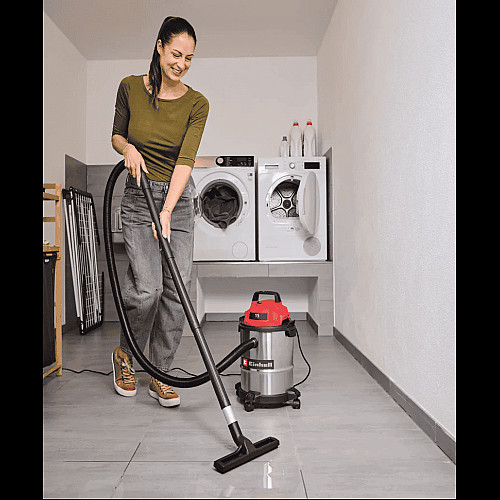 Пылесос профессиональный Einhell TC-VC 1540 S 900Вт 180мБар 15л 3.0кг