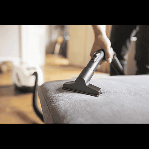 Пылесос Karcher моющий DS 6 Plus, 650Вт, пыль -0.6л, вода -2 л, НЕРА, белый