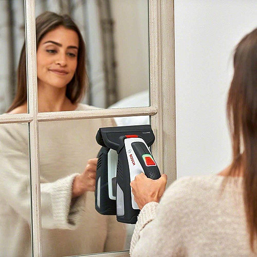 Пылесос Bosch GlassVAC оконный, аккумуляторный, 3.6В, 2Ач, контейнер 0.1Л, 0.7кг, +насадки и пульв.