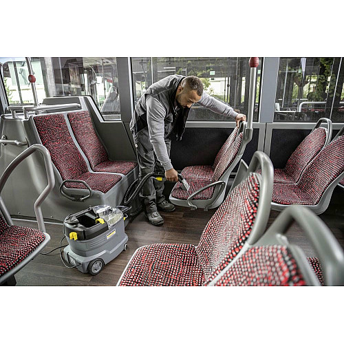 Пылесос профессиональный моющий Karcher Puzzi 8/1 1200Вт 270мБар контейнер 8/7л 8.6кг