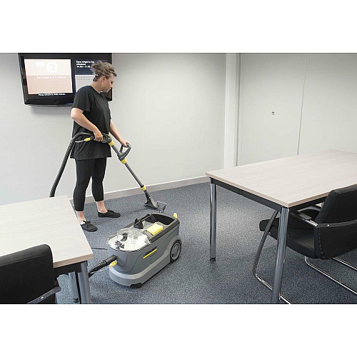 Пылесос профессиональный моющий Karcher Puzzi 10/1 1250Вт 254мБар контейнер 10/9л 10.5кг
