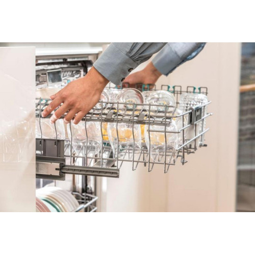Посудомийна машина Gorenje, 16компл., A+++, 60см, дисплей, 3 кошика, AquaStop, сірий