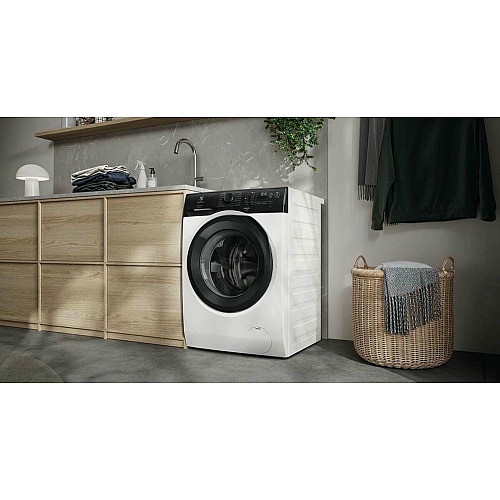 Пральна машина Electrolux фронтальна, 8кг, 1400, A, 58см, дисплей, пара, інвертор, білий