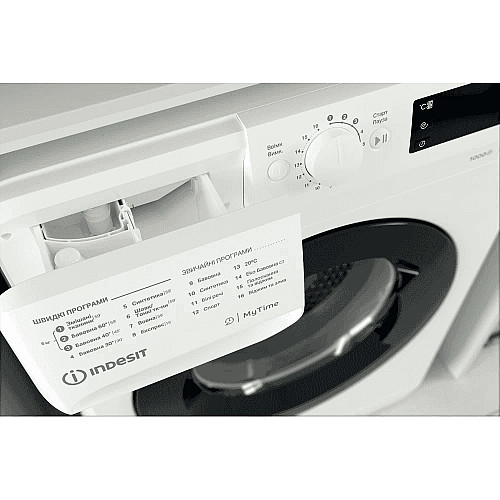Стиральная машина Indesit фронтальная, 6кг, 1000, A+++, 43см, дисплей, черный люк, белый