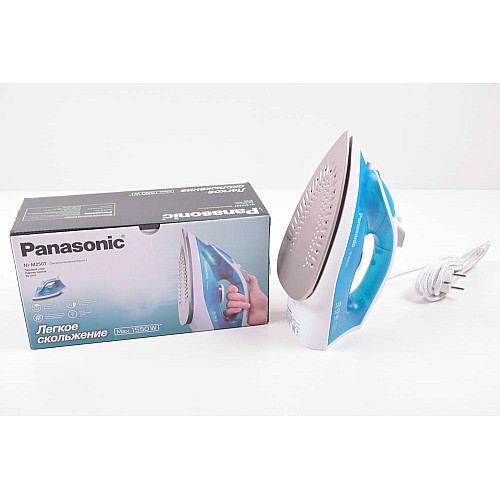 Праска PANASONIC, 1550Вт, 210мл, постійна пара - 15гр, керам. підошва, блакитний