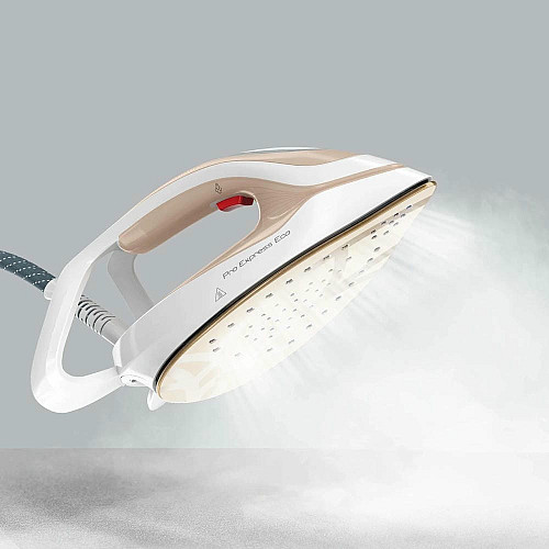Утюг-парогенератор Tefal Pro Express Eco, 2200Вт, 1800мл, паровой удар -550гр, постоянный пар - 140гр, бело-золотой
