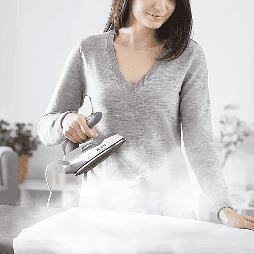 Утюг Tefal дорожный First Class, 1000Вт, 65мл, паровой удар -45гр, нерж. сталь, бело-фиолетовый