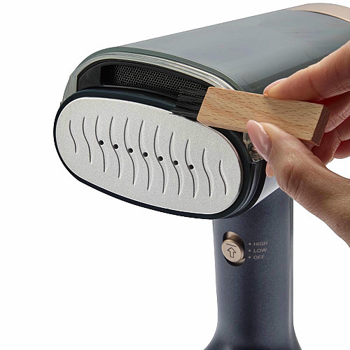 Отпариватель Russell Hobbs Genie VacuSteam, 1800Вт, 200мл, паровой удар –20гр, верт. отпаривание, керам. подошва, синий